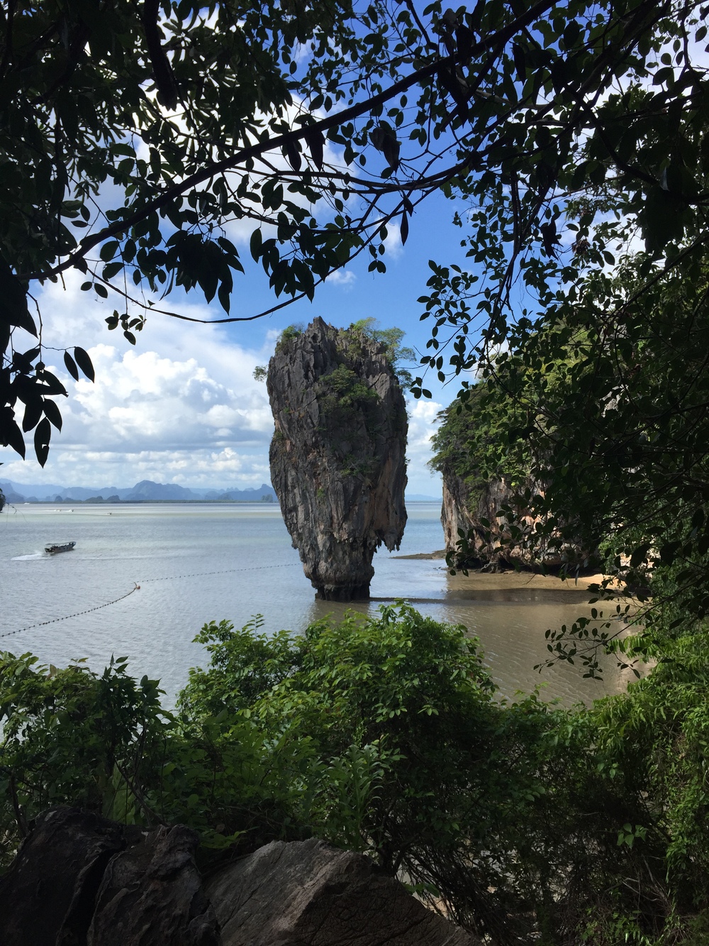  James Bond Island, Tailandia. Procurei um ponto diferente do qual estamos acostumados a ver em fotos.  